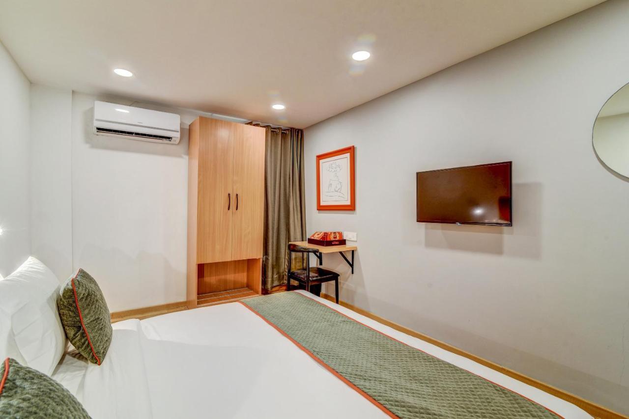 Oyo Townhouse 104 Koramangala Maharaja Signal Hotel Бангалор Екстериор снимка