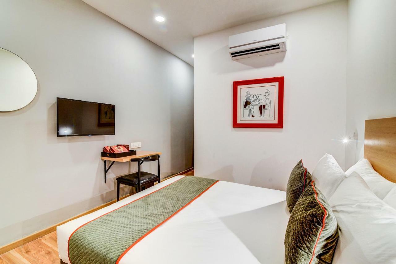 Oyo Townhouse 104 Koramangala Maharaja Signal Hotel Бангалор Екстериор снимка